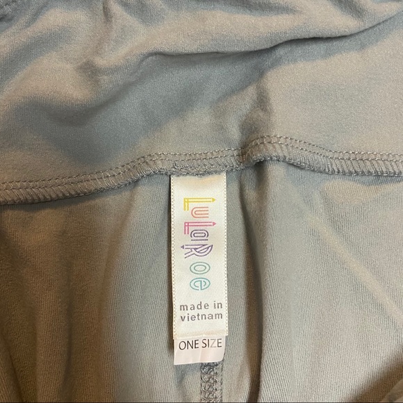 NEW Lularoe Solid Light Green OS Leggings - Picture 3 of 3